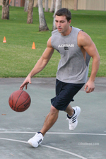 Hottie playing basketball